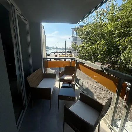 Plac Slowianski 10 דירה